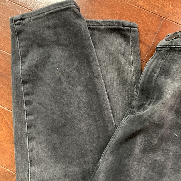 Loft Jean Leggings - Picture 9 of 10